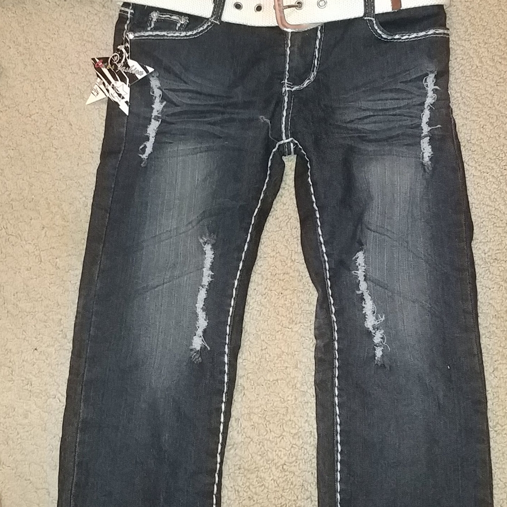 Nwt girls jean capris distressed with belt size 14